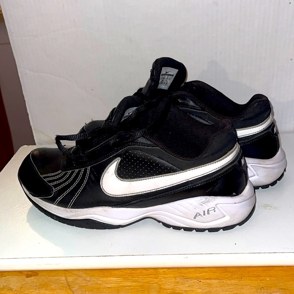 NIKE AIR